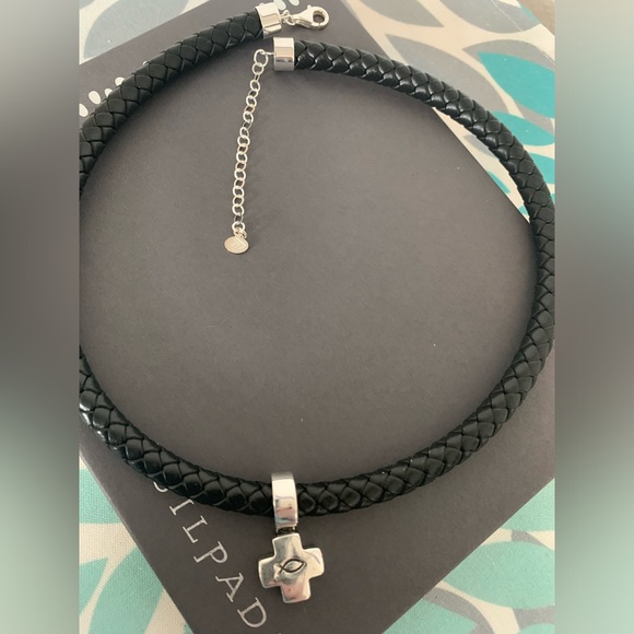 Silpada Vintage Solid Sterling Ichthus Cross Pendant Sterling/Leather Necklace - Picture 8 of 15